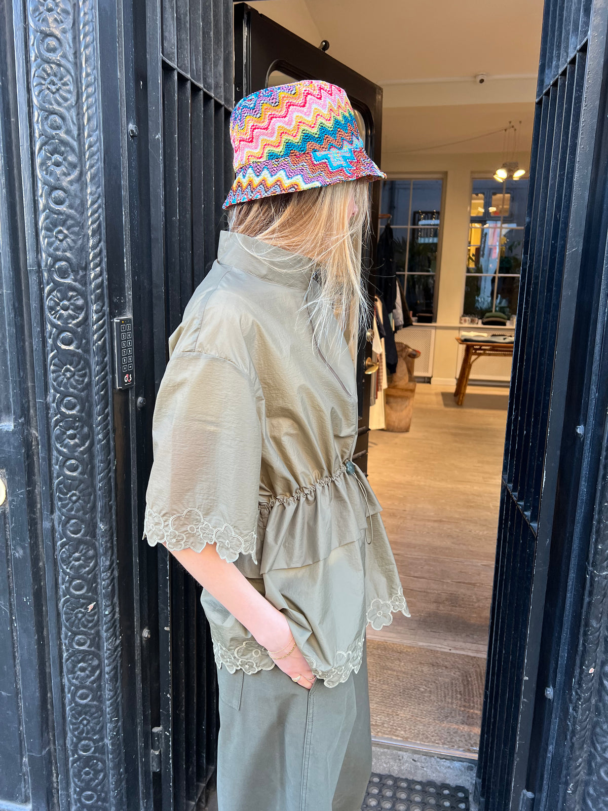 Etro Triangle Studs Fringe Bag（Luxury Designer Fashion, Design  