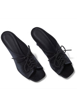 Fira Heel Black