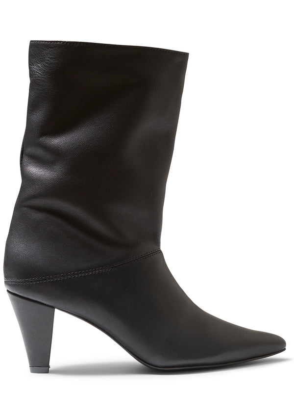 Cheke Boot Black