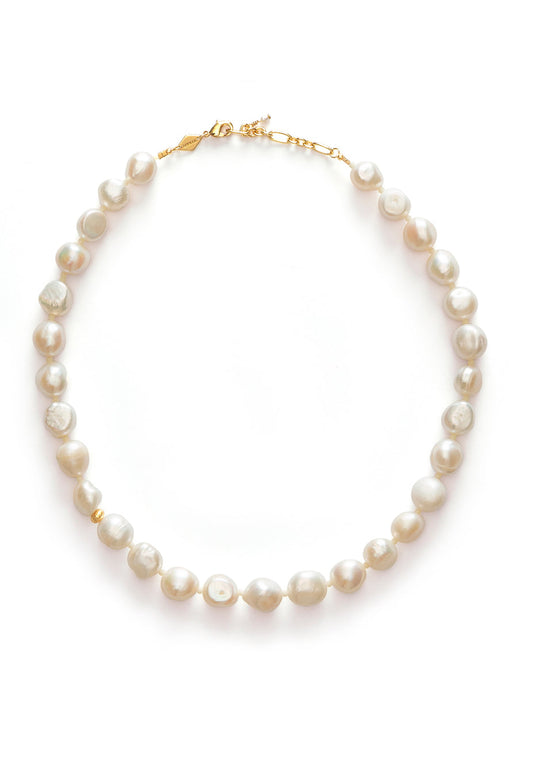 Stellar Pearly Necklace